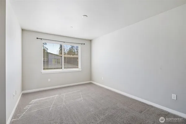 $2,500 | 3230 148th Street Southwest, Unit B4, Lynnwood, WA 98087