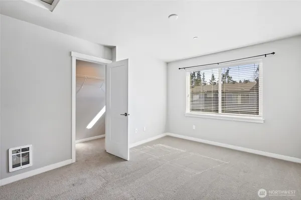 $2,500 | 3230 148th Street Southwest, Unit B4, Lynnwood, WA 98087