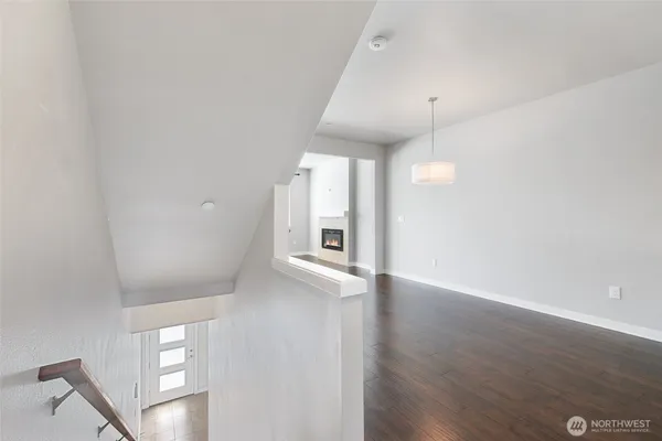 $2,500 | 3230 148th Street Southwest, Unit B4, Lynnwood, WA 98087