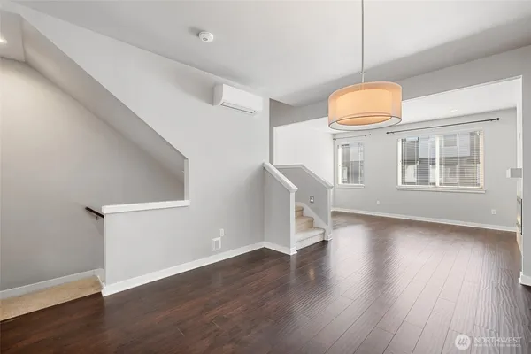 $2,500 | 3230 148th Street Southwest, Unit B4, Lynnwood, WA 98087