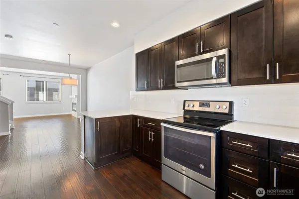 $2,500 | 3230 148th Street Southwest, Unit B4, Lynnwood, WA 98087