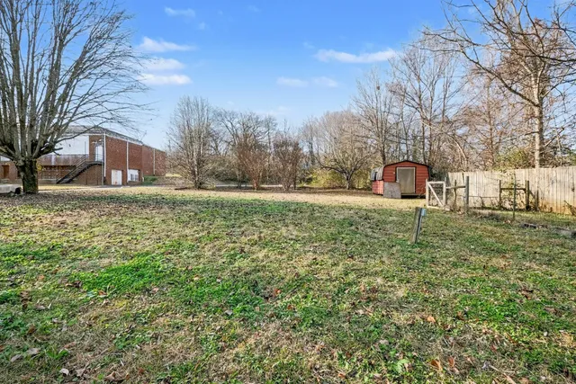 $285,000 | 109 Greenwood Street, Mount Pleasant, TN 38474