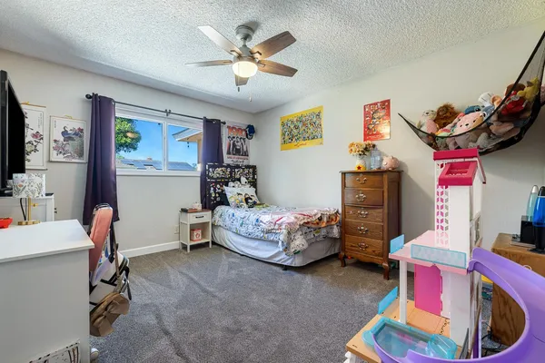 $499,900 | 872 East Spruce Avenue, Fresno, CA 93720