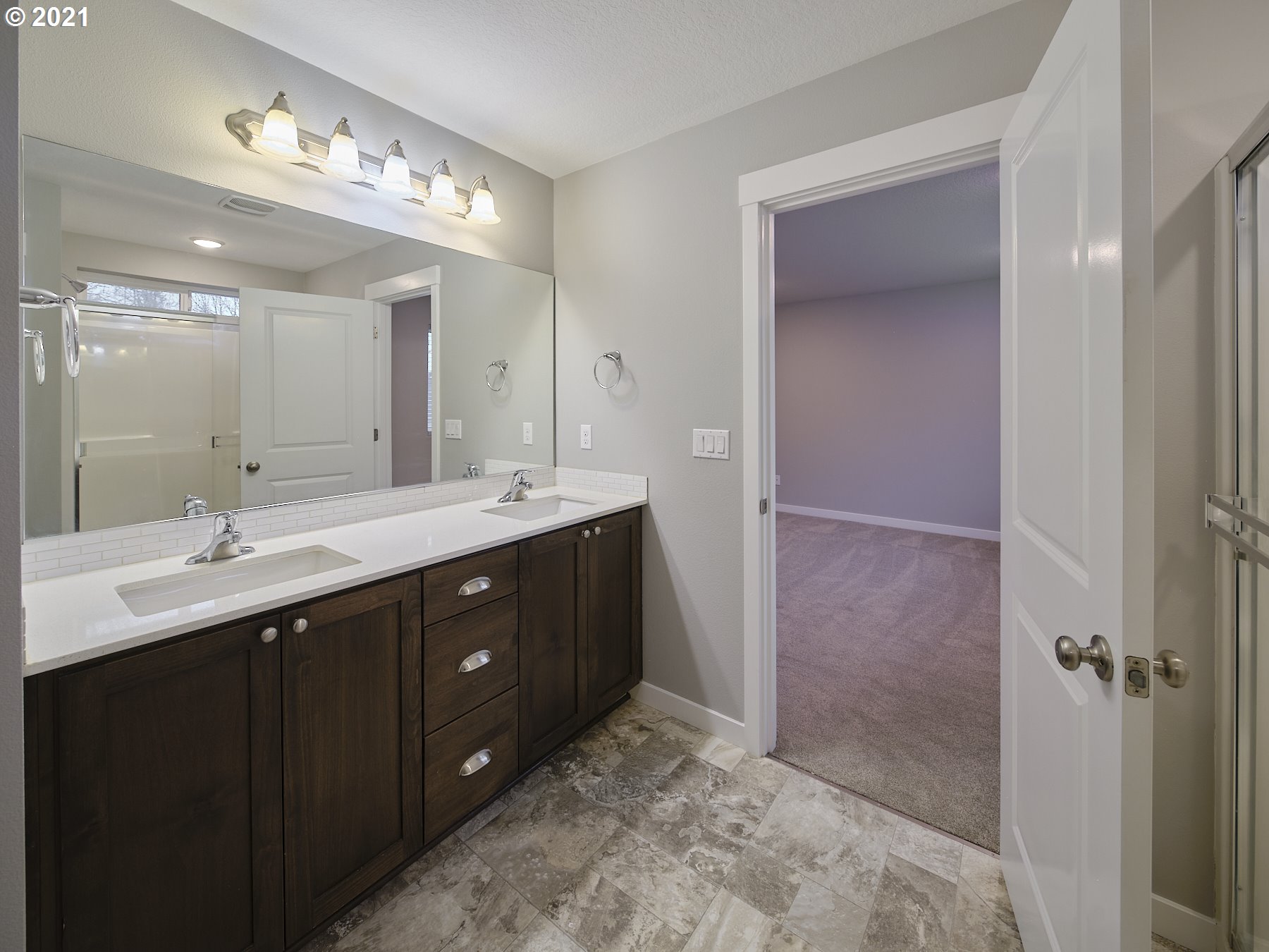 17100 Northeast 14th Avenue Ridgefield, WA 98642 - Photo 13 of 29 Gallery Image 13
