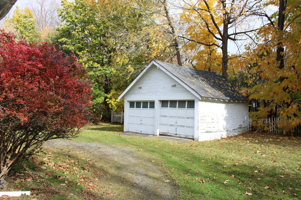 4-6 Morrison Avenue Plattsburgh, NY 12901 - Photo 5 of 26