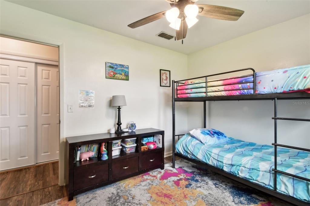 1605 Sydney Road Valrico, FL 33594 - Photo 33 of 48 Gallery Image 33