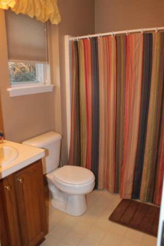 6380 Woodbrook Road Linden, MI 48451 - Photo 24 of 40 20452877-23.JPG