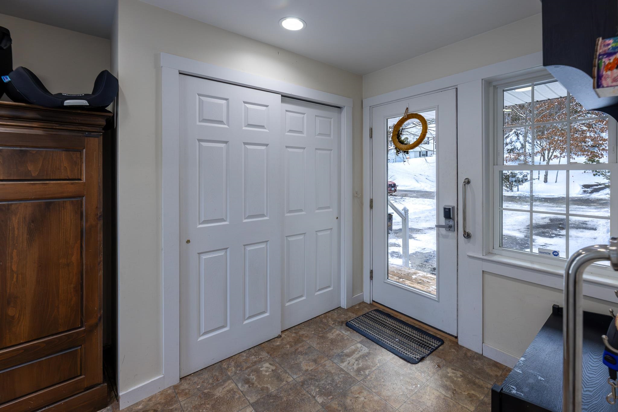 473 Taylor Drive Windsor, VT 05089 - Photo 6 of 36