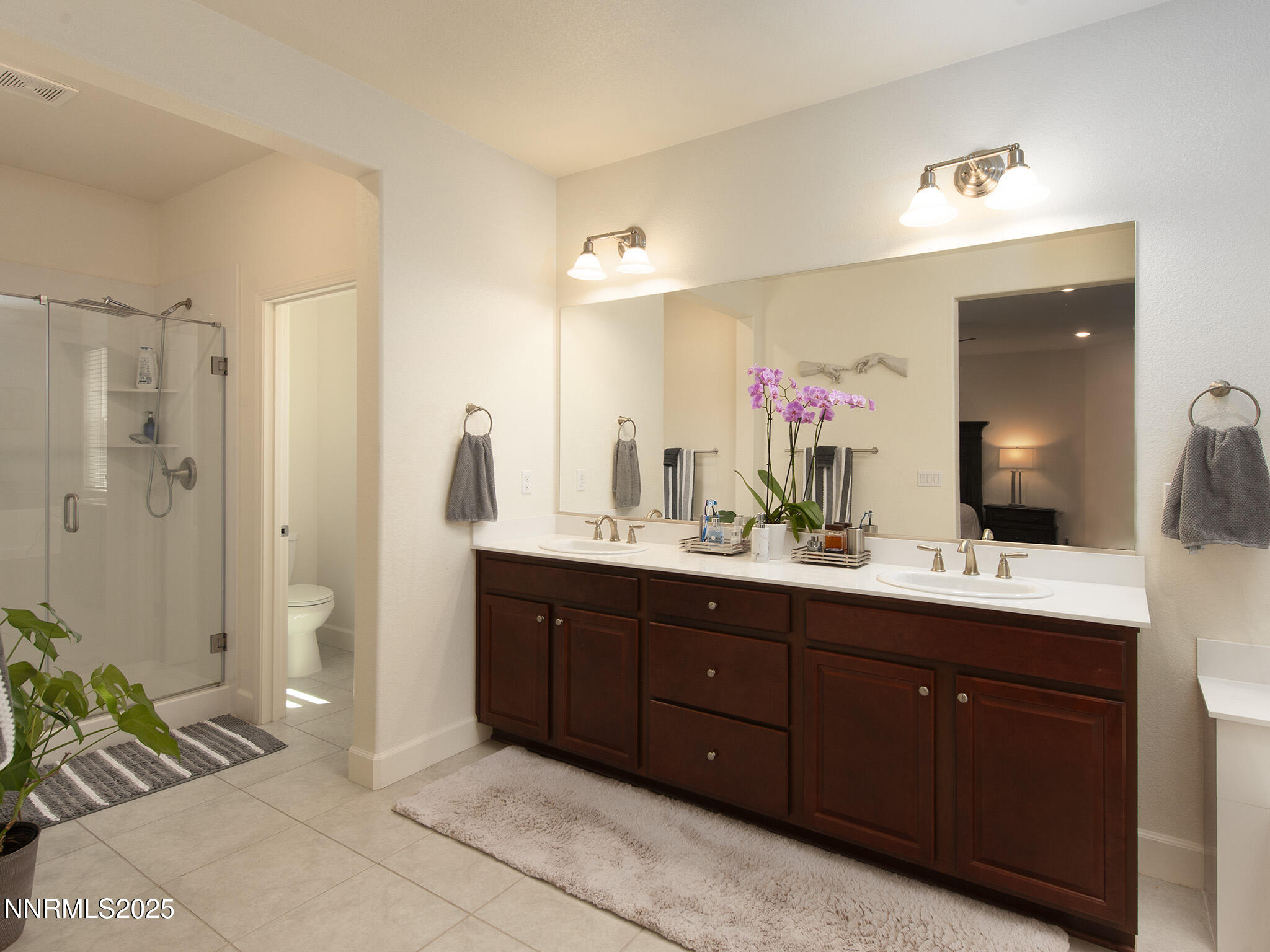 10326 Palladium Mine Drive Reno, NV 89521 - Photo 30 of 66 master bath 1