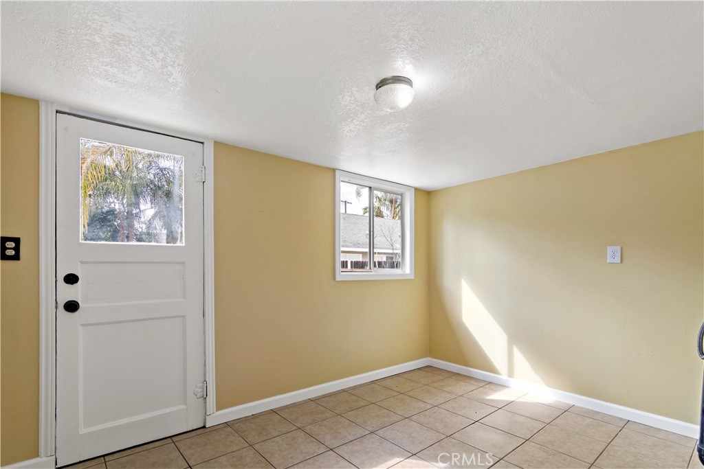 4781 Brockton Avenue Riverside, CA 92506 - Photo 19 of 46