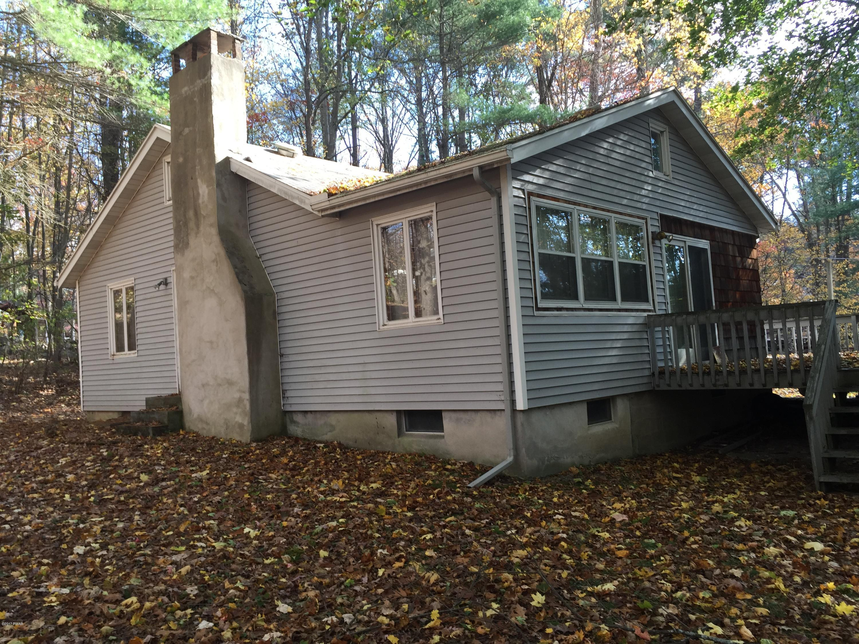 2 Spring Street Hawley, PA 18428 - Photo 4 of 5
