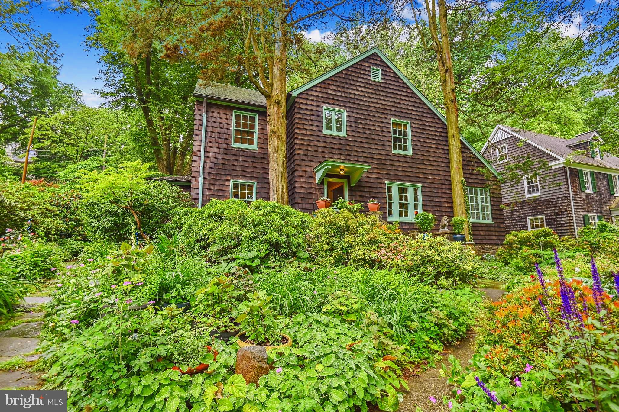 113 Deepdene Road Baltimore, MD 21210 - Photo 2 of 51 Recently stained cedar shingle exterior!