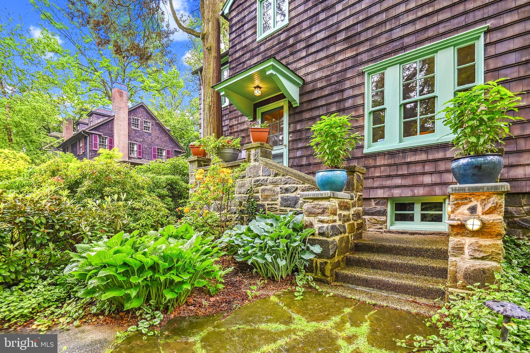 113 Deepdene Road Baltimore, MD 21210 - Photo 4 of 51 Recently painted exterior trim!