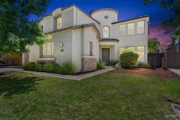 $946,000 | 1830 Montara Avenue, Sacramento, CA 95835
