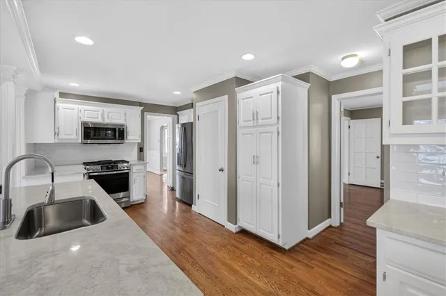 $749,000 | 5601 Norwood Street, Fairway, KS 66205