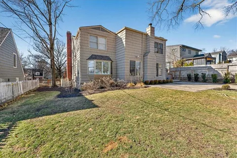 $749,000 | 5601 Norwood Street, Fairway, KS 66205