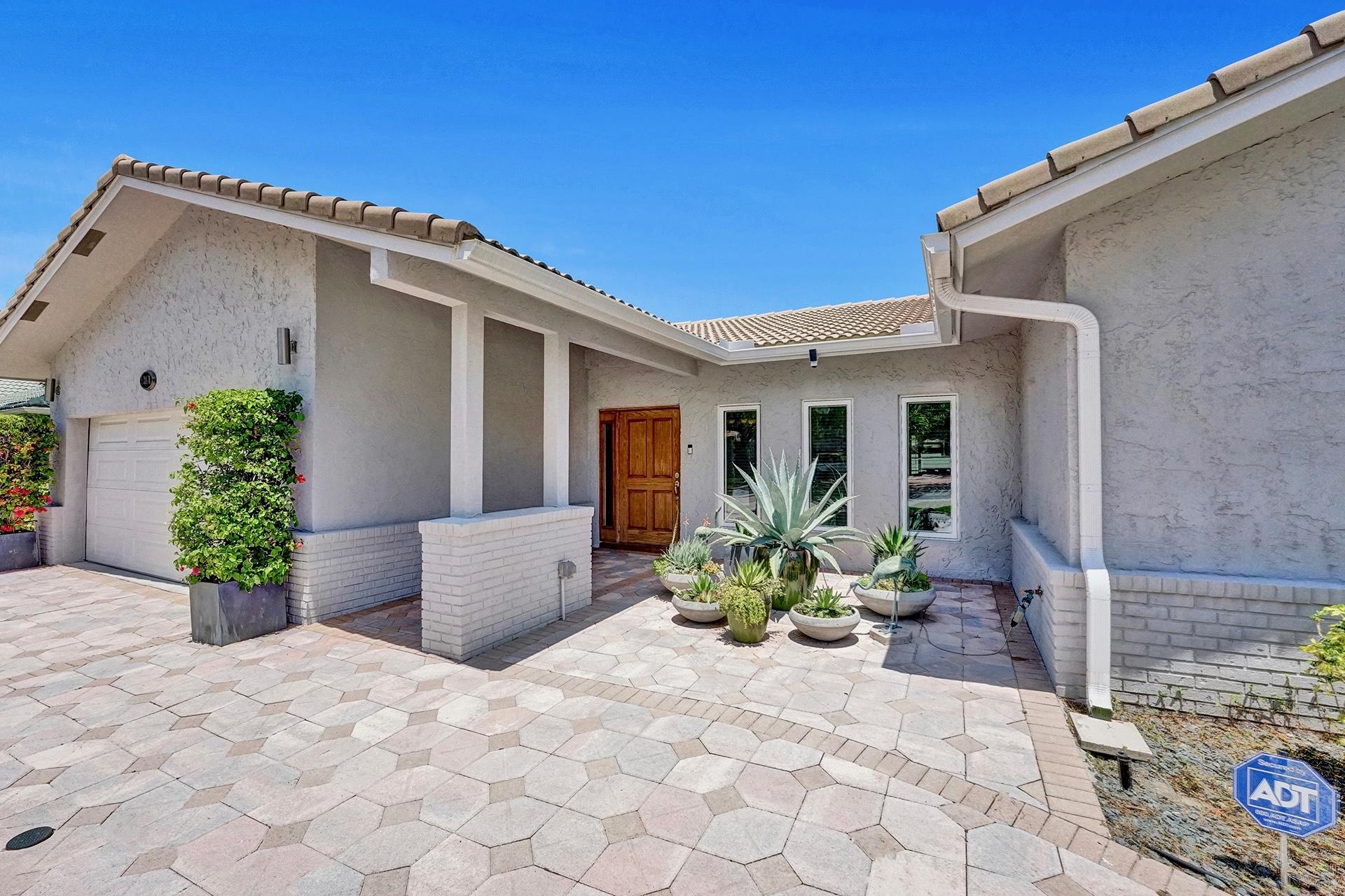 1341 Southwest 21st Lane Boca Raton, FL 33486 - Photo 5 of 65 5