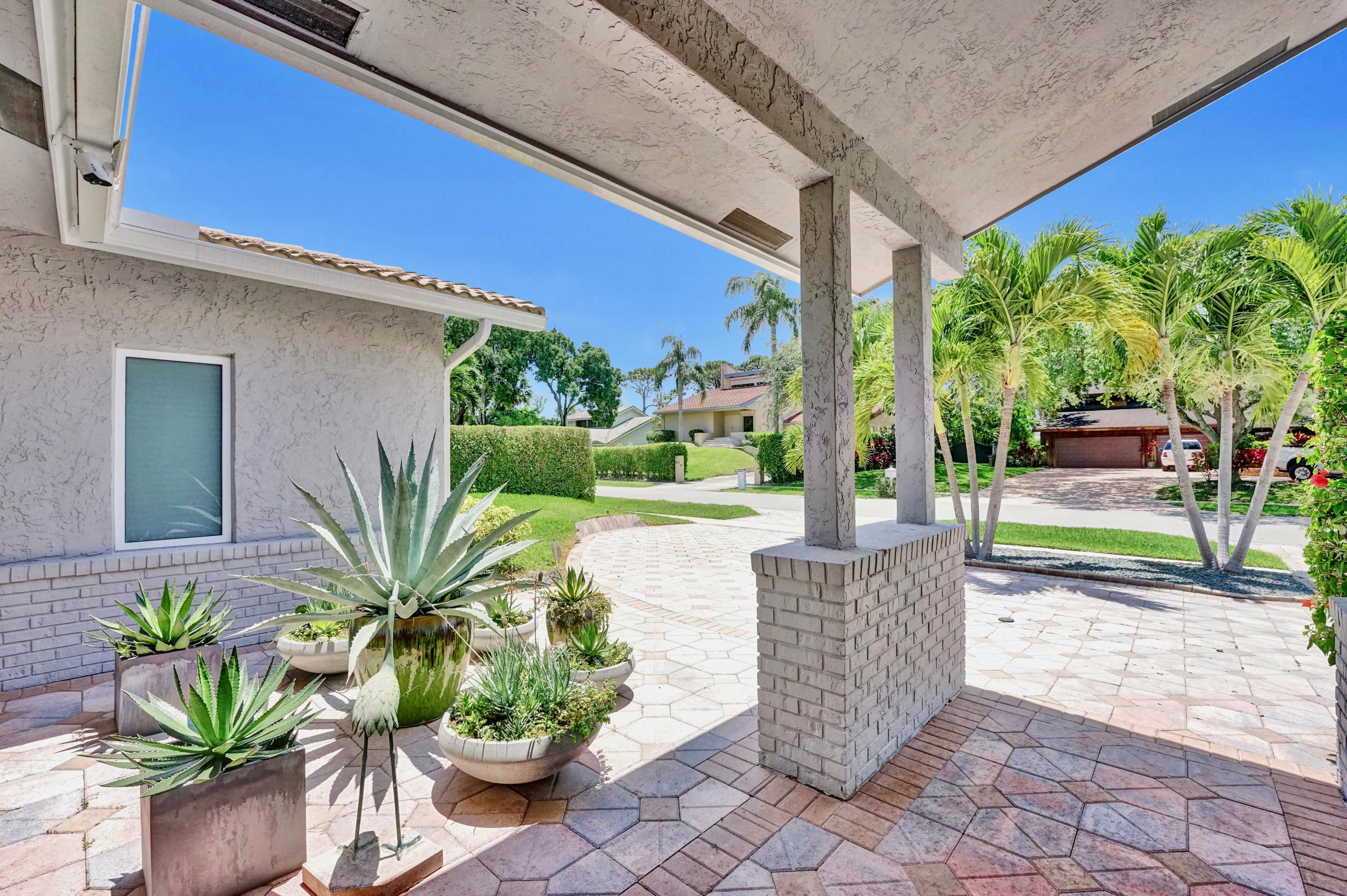 1341 Southwest 21st Lane Boca Raton, FL 33486 - Photo 6 of 65 6