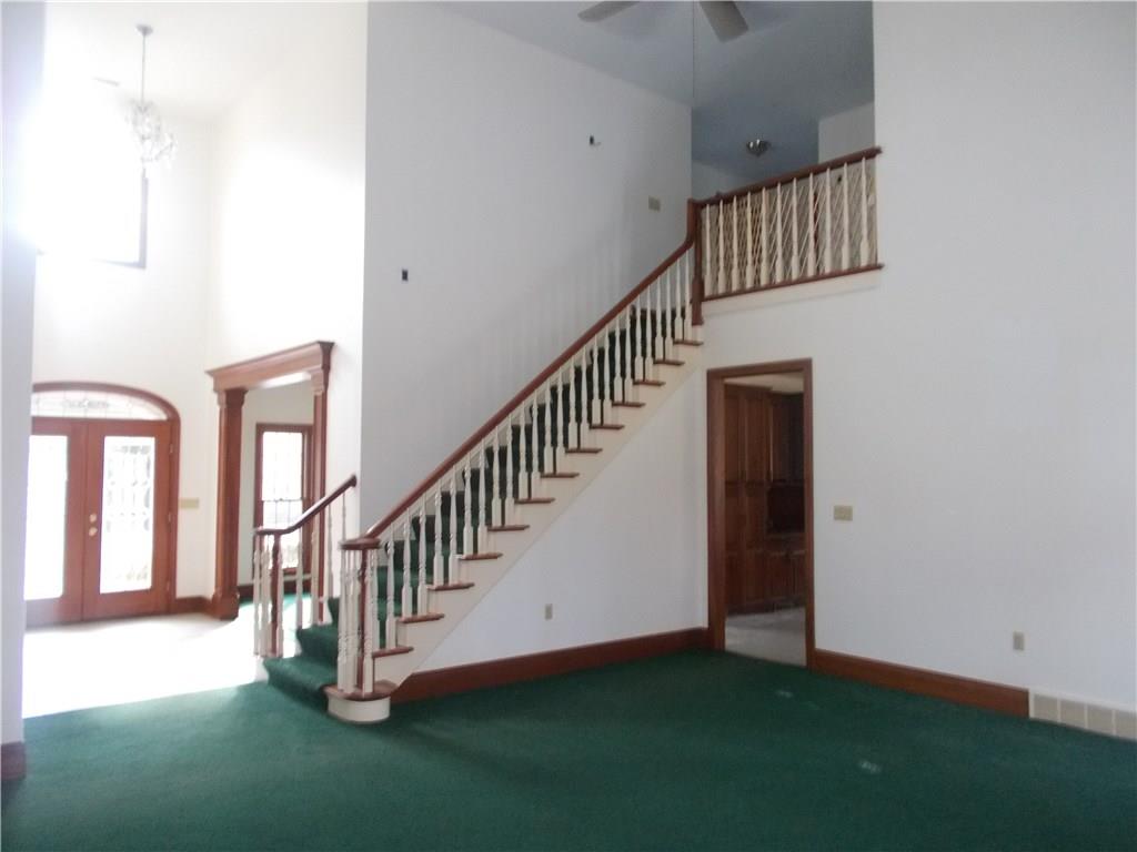 817 Westminster Road Hermitage, PA 16148 - Photo 4 of 14 Gallery Image 4