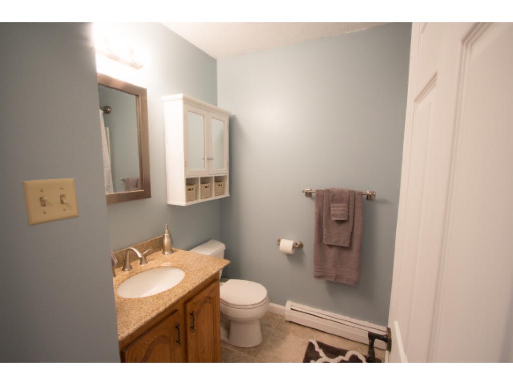 67 Shelburne Road, Unit 67 Merrimack, NH 03054 - Photo 10 of 17