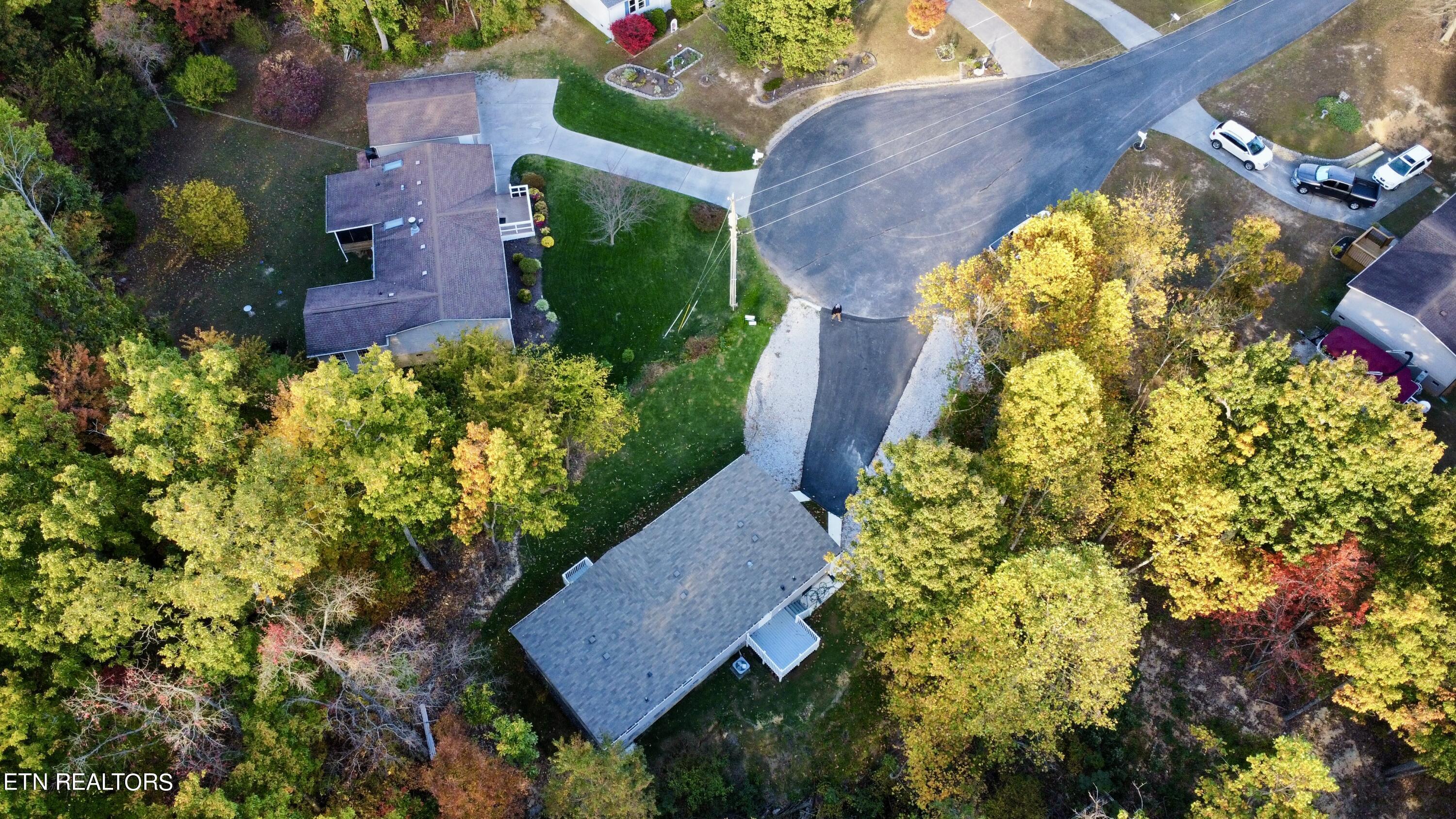 7500 Hunters Ridge Way Knoxville, TN 37914 - Photo 5 of 18 5