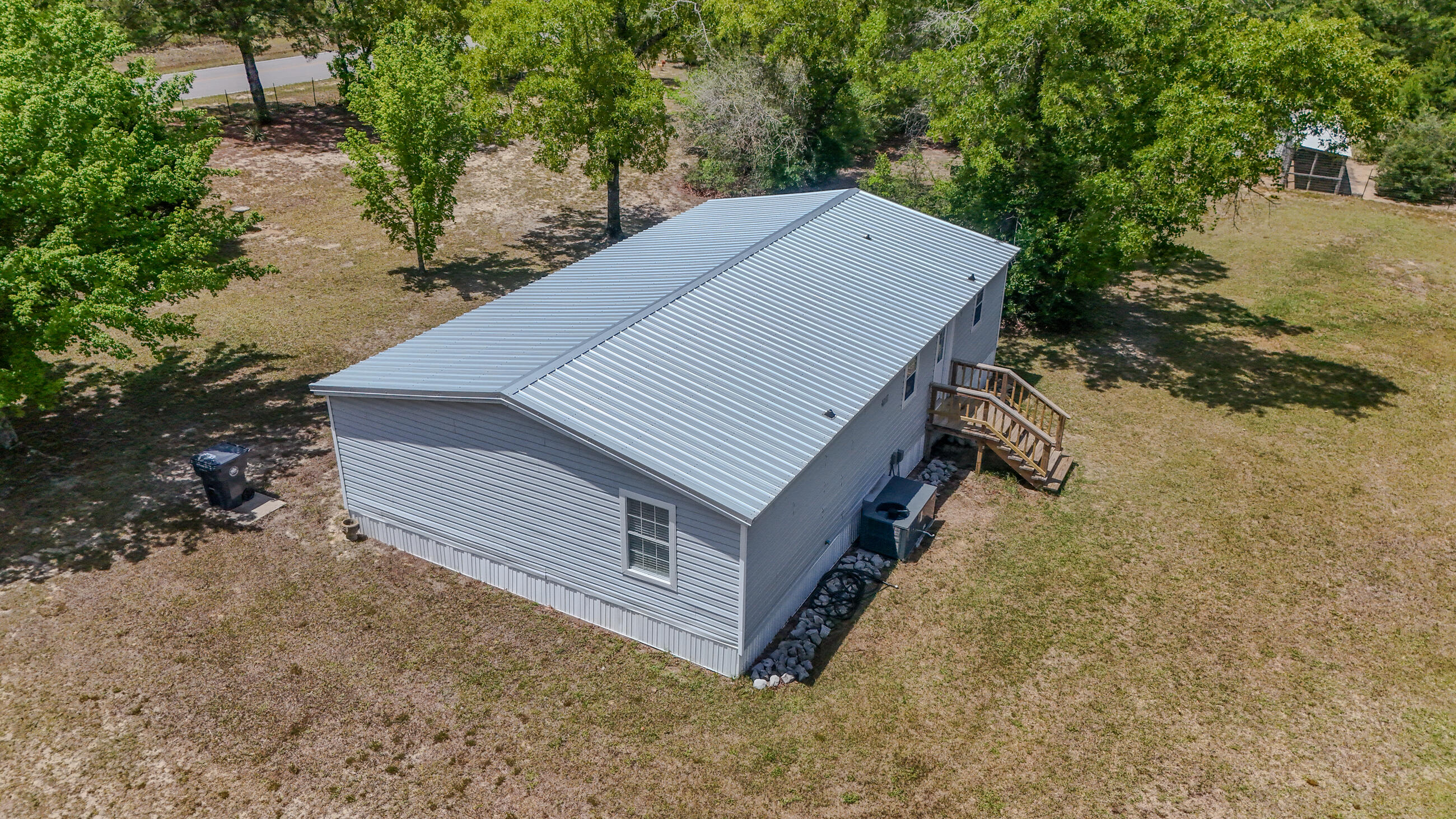 784 Delaware Road DeFuniak Springs, FL 32433 - Photo 6 of 43 DJI_20250505115914_0039_D