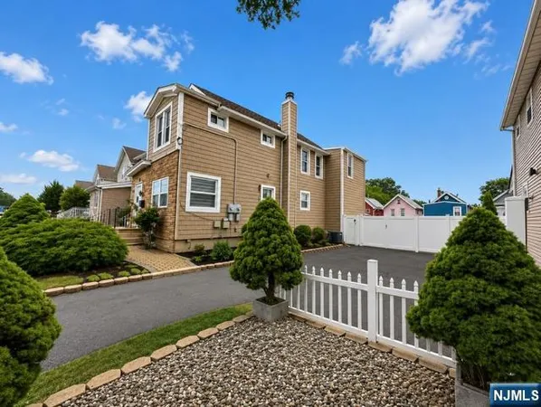$749,900 | 408-410 Forest Street, Kearny, NJ 07032