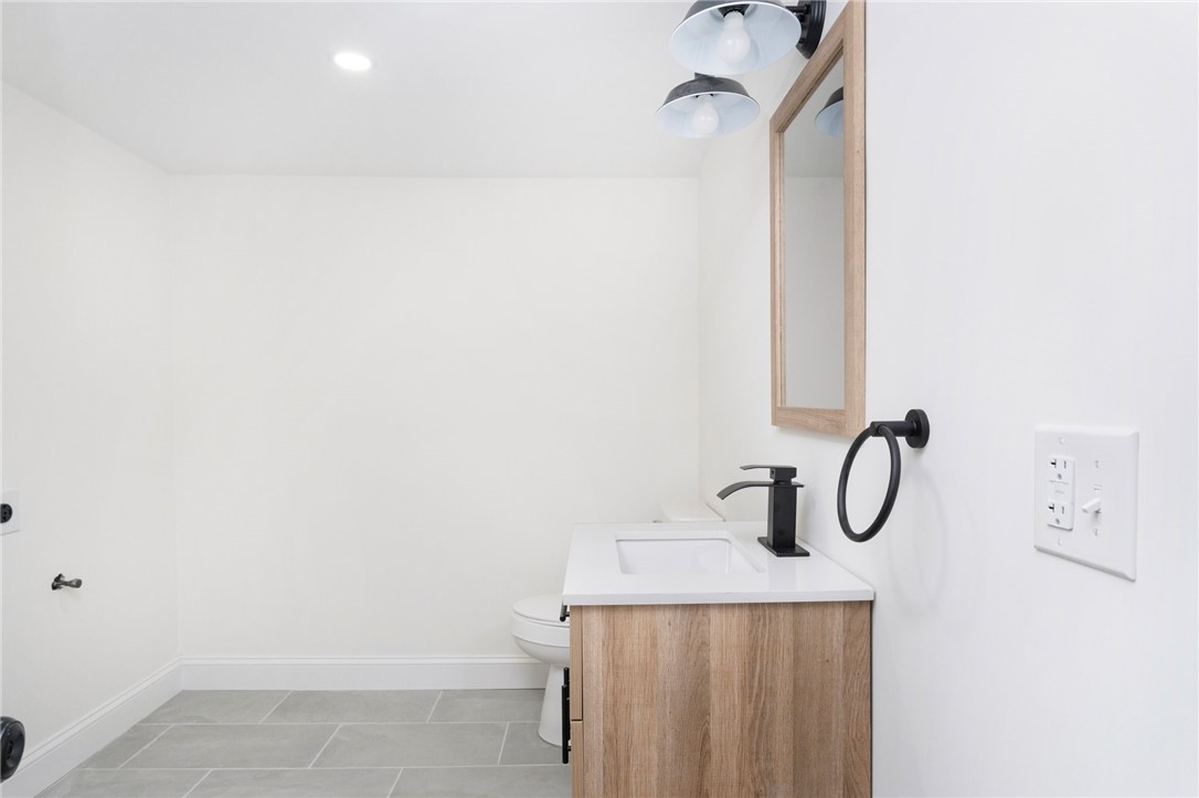 96 Walnut Glen Drive Warwick, RI 02886 - Photo 20 of 38