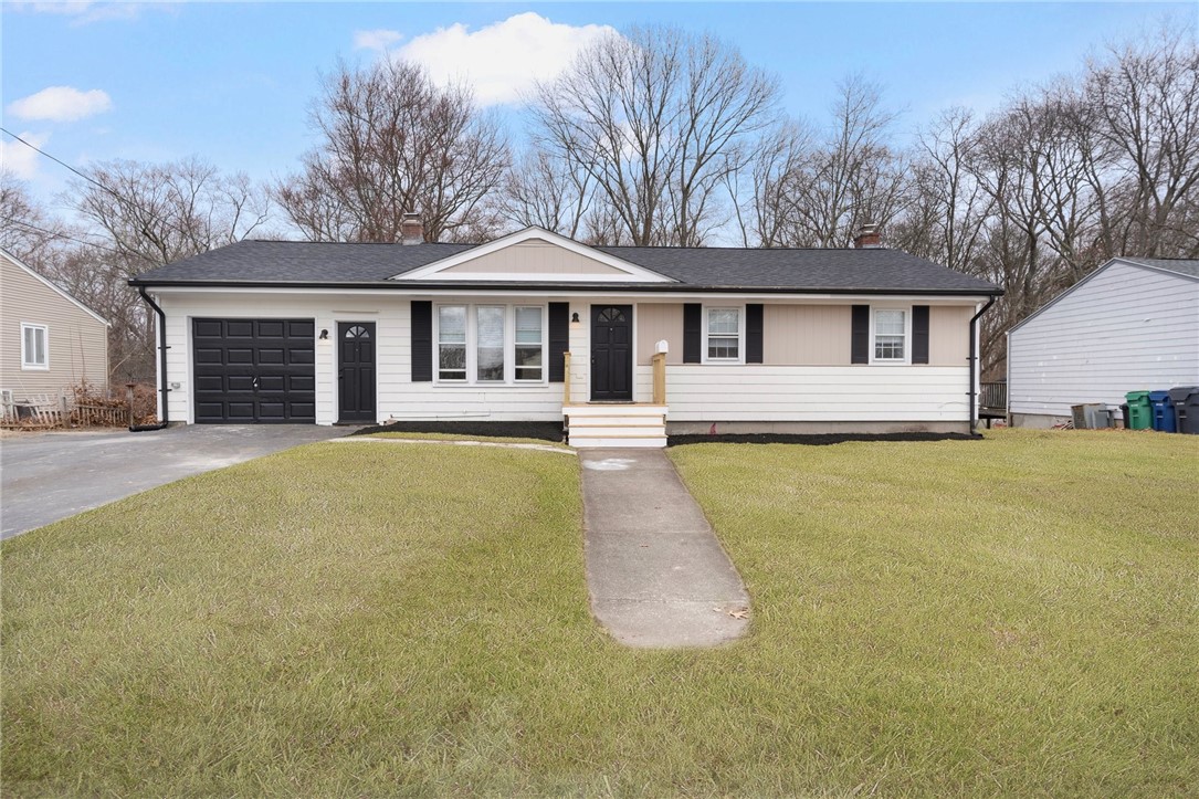 96 Walnut Glen Drive Warwick, RI 02886 - Photo 2 of 38