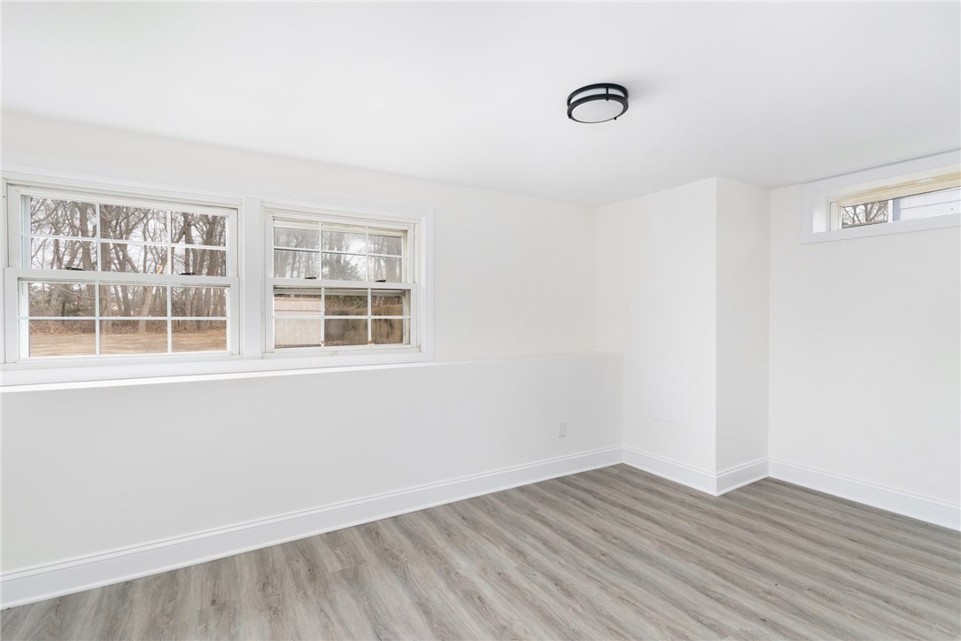 96 Walnut Glen Drive Warwick, RI 02886 - Photo 25 of 38