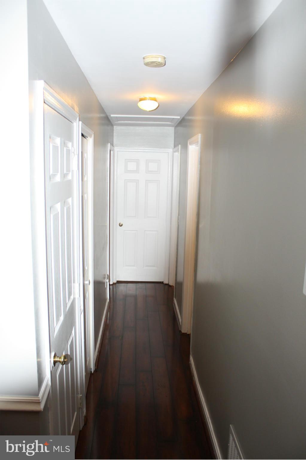 889 Woods Road Pasadena, MD 21122 - Photo 15 of 24 Interior (General)