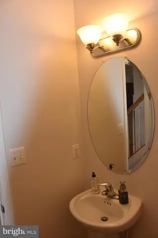 $2,999 | 803 Ryan Street, Baltimore, MD 21230