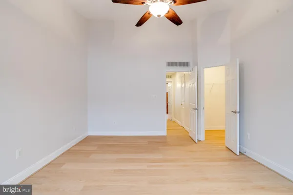 a car parked in front of a building