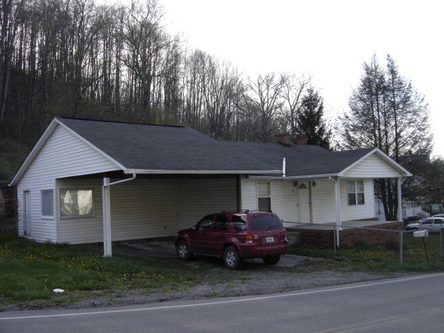 421 Boissevain Road Bluefield, VA 24605 - Photo 1 of 1 Gallery Image 1