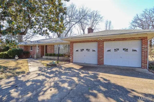 $100,000 | 1413 North 2nd Street, Belleville, IL 62226