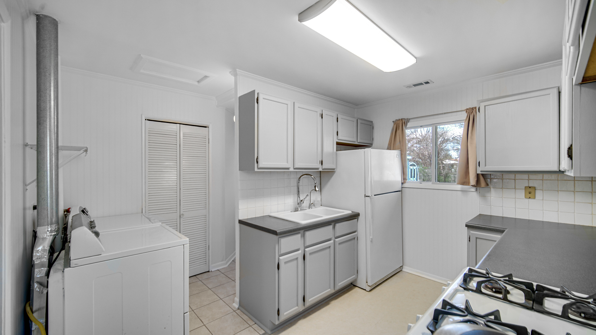 14944 Terrace Lane Midlothian, IL 60445 - Photo 9 of 23