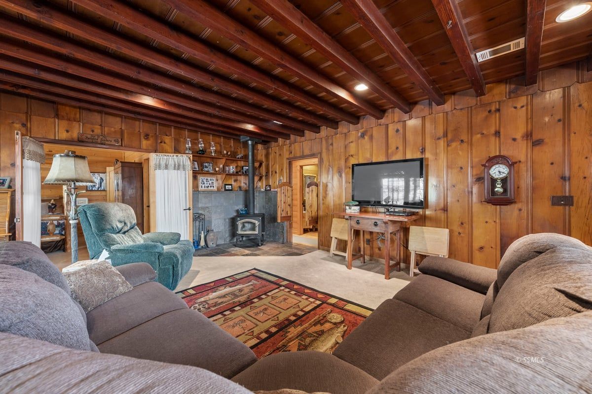 149 Bull Run Road Kernville, CA 93238 - Photo 11 of 44 Gallery Image 11