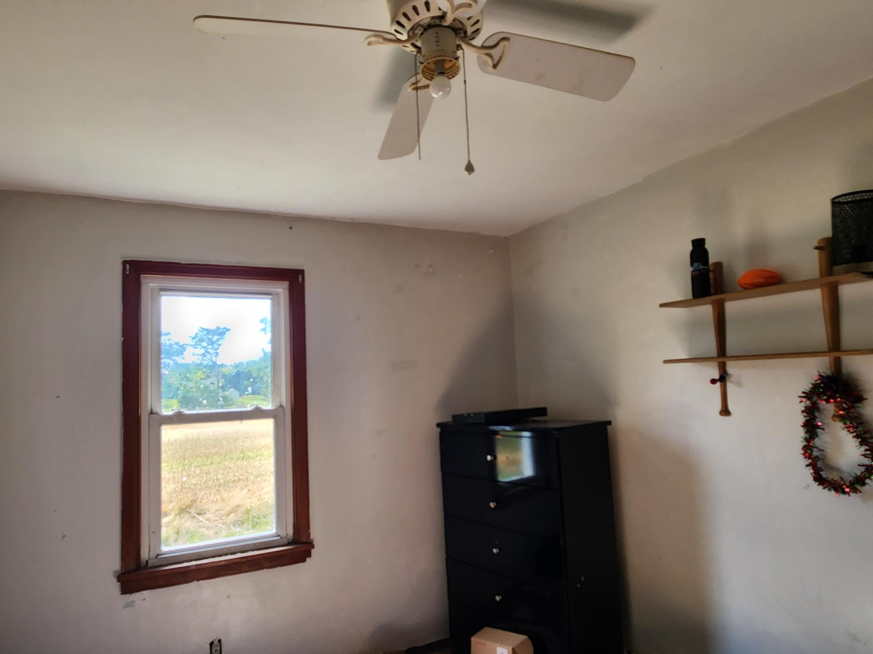 20995 Osborne Road Lakeville, IN 46536 - Photo 9 of 12 3000x2250