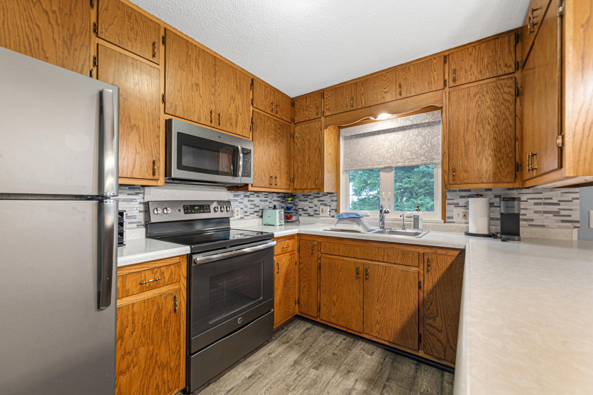 307 8th Avenue Southeast Mapleton, MN 56065 - Photo 12 of 42 Gallery Image 12