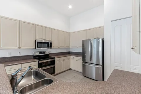 $439,900 | 7095 Vesuvio Place, Boynton Beach, FL 33437