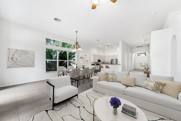 $459,900 | 7095 Vesuvio Place, Boynton Beach, FL 33437