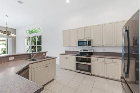 $439,900 | 7095 Vesuvio Place, Boynton Beach, FL 33437