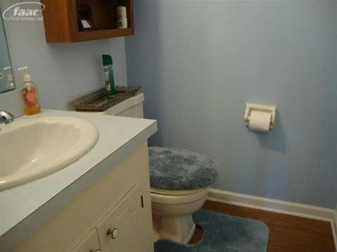 1036 Ramsgate Road Flint, MI 48532 - Photo 29 of 39 20367530-29.JPG