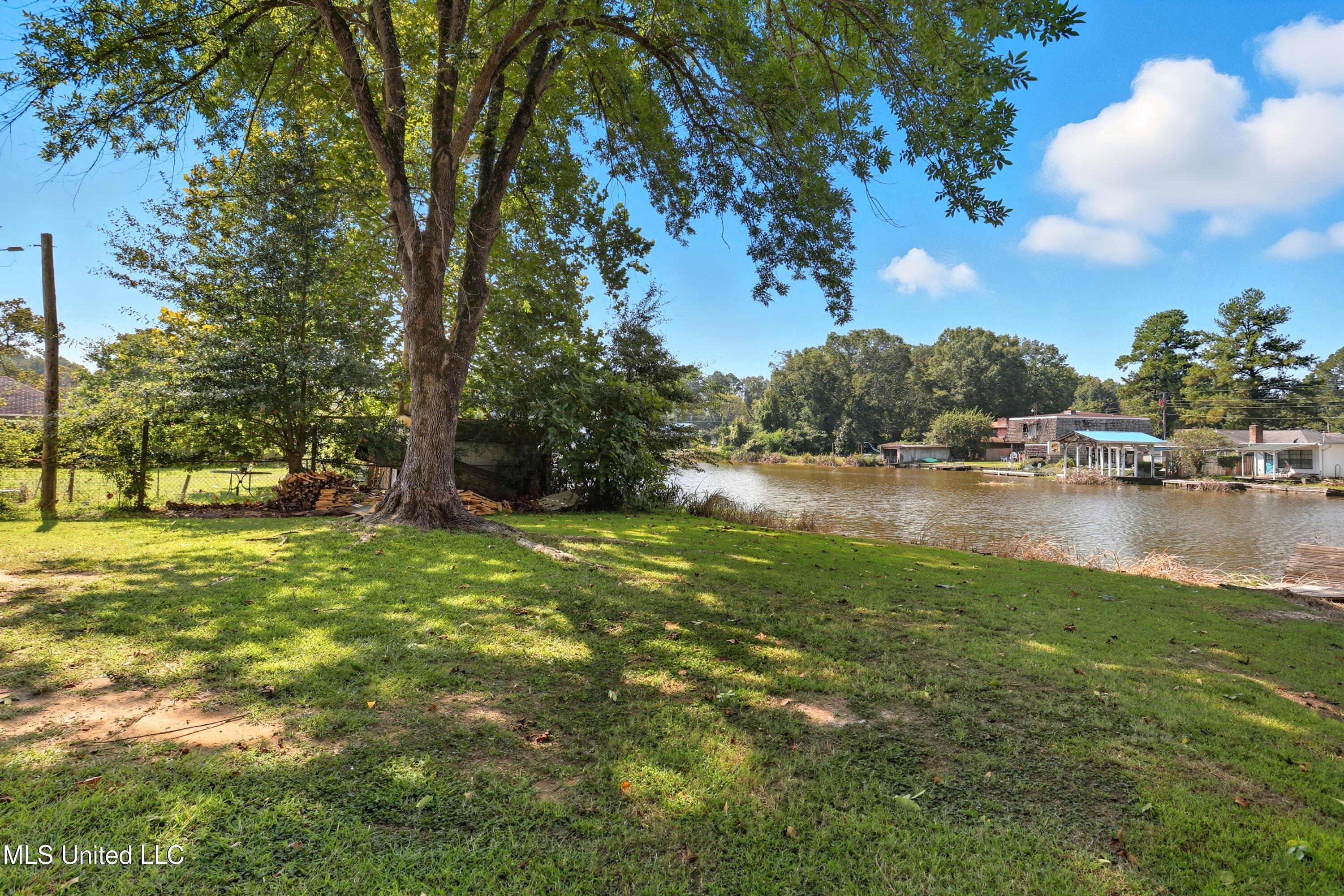 222 Trace Harbor Road Madison, MS 39110 - Photo 28 of 35 222 Trace Harbor Rd \ Home Tours MS (27)