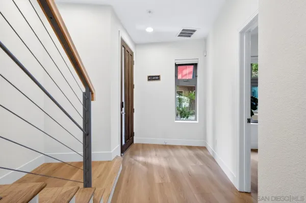 $1,599,000 | 465 South Cleveland Street, Unit 103, Oceanside, CA 92054