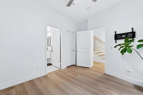 $1,599,000 | 465 South Cleveland Street, Unit 103, Oceanside, CA 92054