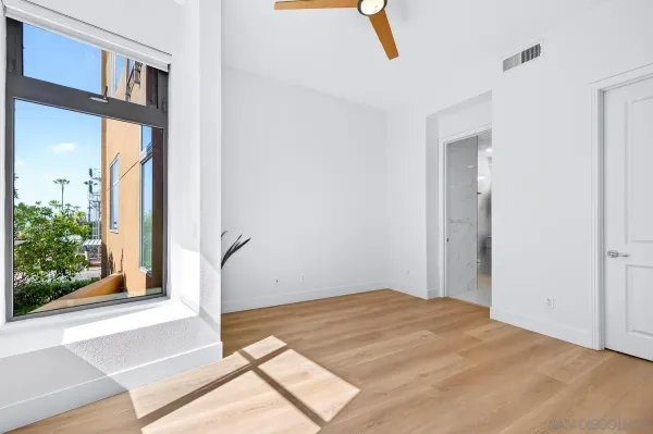 $1,599,000 | 465 South Cleveland Street, Unit 103, Oceanside, CA 92054