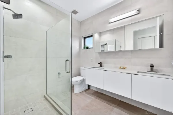 $1,599,000 | 465 South Cleveland Street, Unit 103, Oceanside, CA 92054