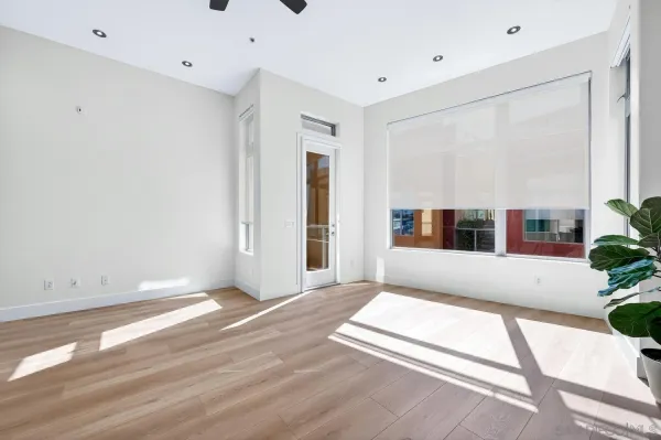 $1,599,000 | 465 South Cleveland Street, Unit 103, Oceanside, CA 92054