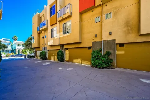 $1,599,000 | 465 South Cleveland Street, Unit 103, Oceanside, CA 92054